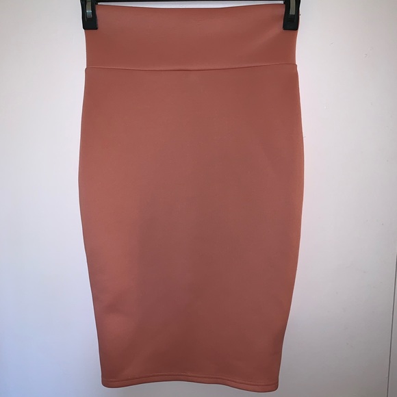 Revamped | Coral Pink Midi Pencil Skirt - Picture 6 of 8